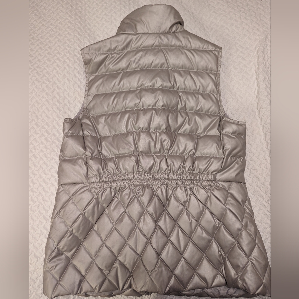 Talbots down vest - Picture 3 of 3